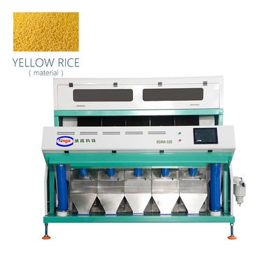 Máquina amarilla óptica del clasificador del color del arroz 3.5TPH con 320 canales inclinados
