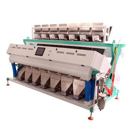 7 máquina del clasificador del color de la haba del CCD de los canales inclinados 220v para clasificar cosechas de grano